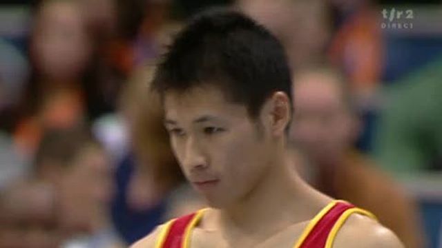 Gymnastique / Mondiaux : Le Chinois Chenglong Zhang est le roi de la barre fixe à Rotterdam devant le Néerlandais Epke Zonderland et l&#39;Allemand Fabian ... - 640