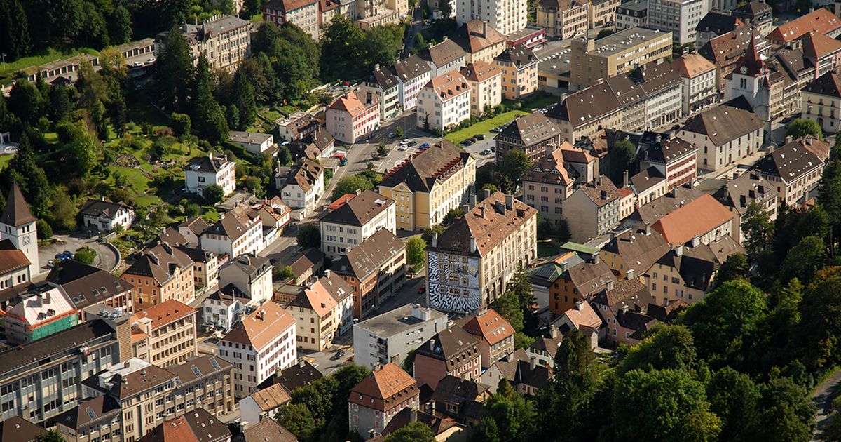 Le Locle Bonne Derniere Des Villes Suisses Rts Ch Suisse