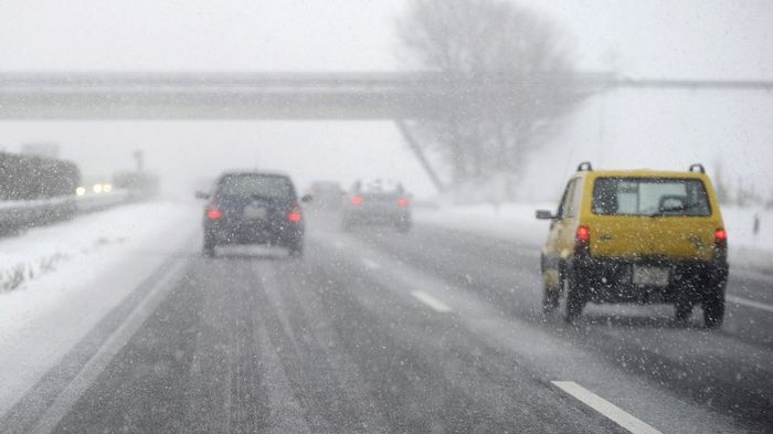 La Neige Sème La Pagaille Sur Les Routes Romandes Rtsch