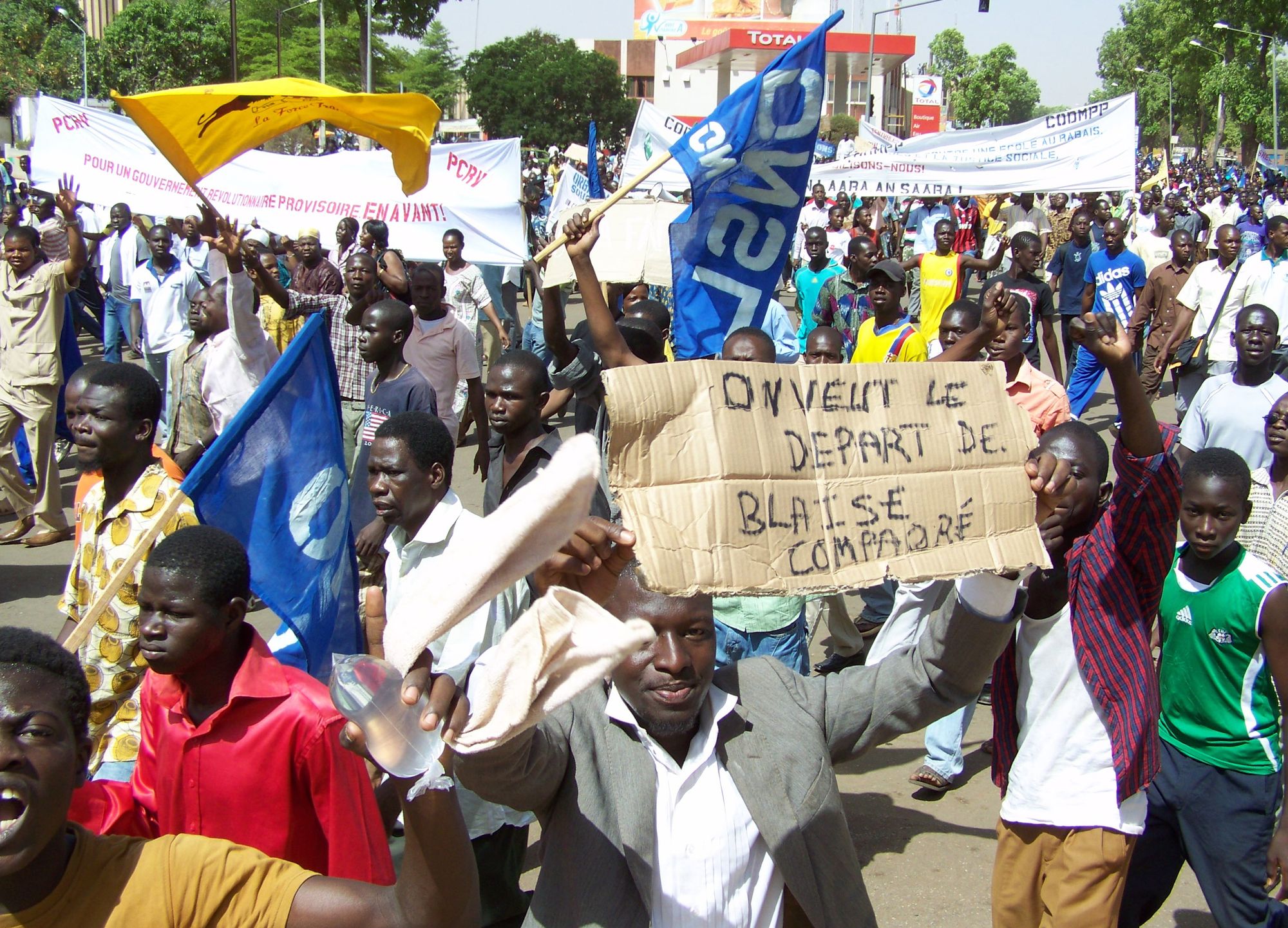 Burkina Faso: couvre-feu instauré à Ouagadougou - rts.ch ...