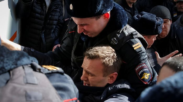 Lopposant Russe Navalny Interpellé Lors Dune Manifestation - 