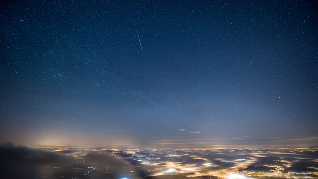 Les Pluies Détoiles Filantes Récurrentes En Décembre