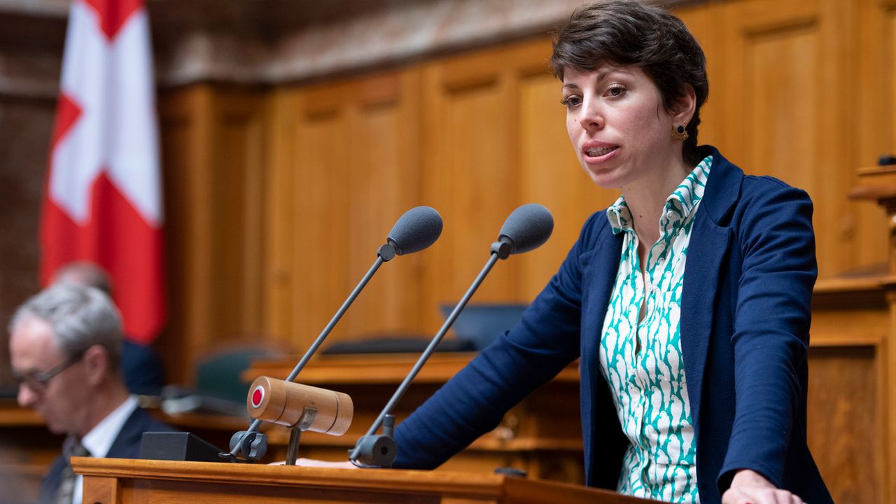 La Verte genevoise Lisa Mazzone entre dans la course au Conseil des Etats -  rts.ch - Genève