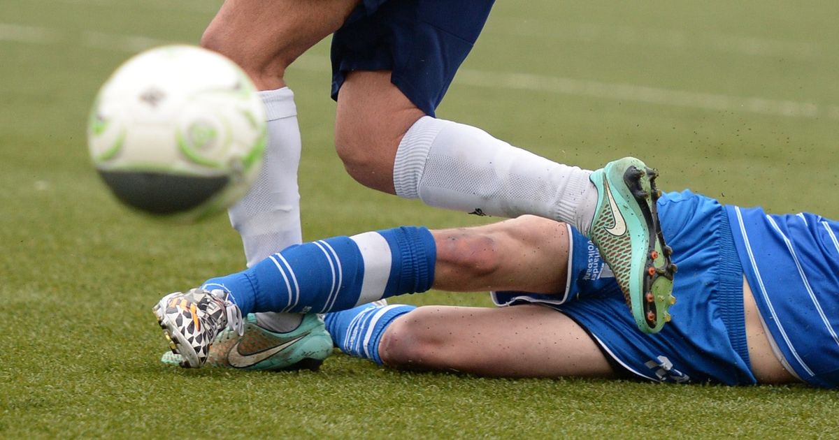 Quatre footballeurs arretes apres la rixe lors dun match amateu photo