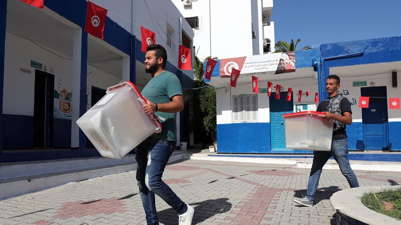 La Tunisie Commence à Voter Pour Le Second Tour De La - 