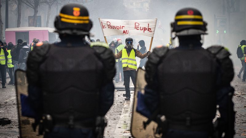 Dernière Sommation David Dufresne Au Pays Des Gilets