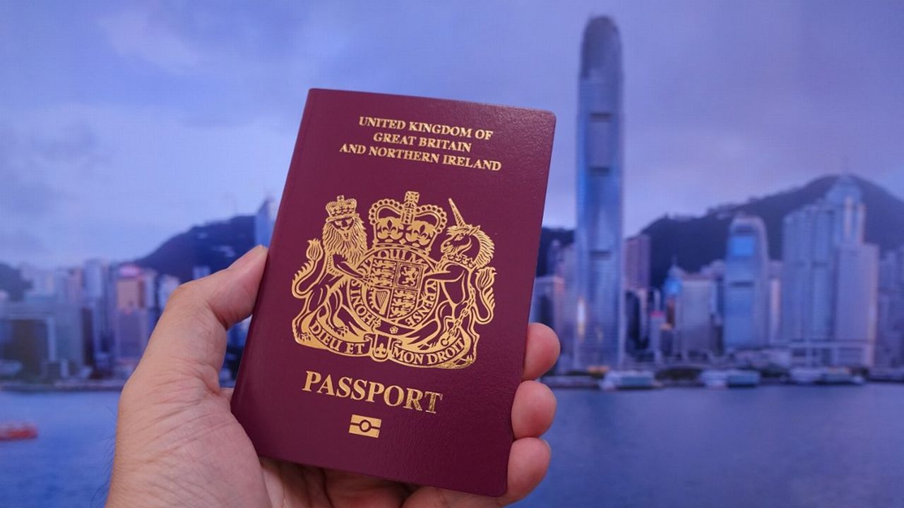 Pekin Ne Reconnaitra Plus Les Passeports Speciaux Britanniques Accordes Aux Hongkongais Rts Ch Monde