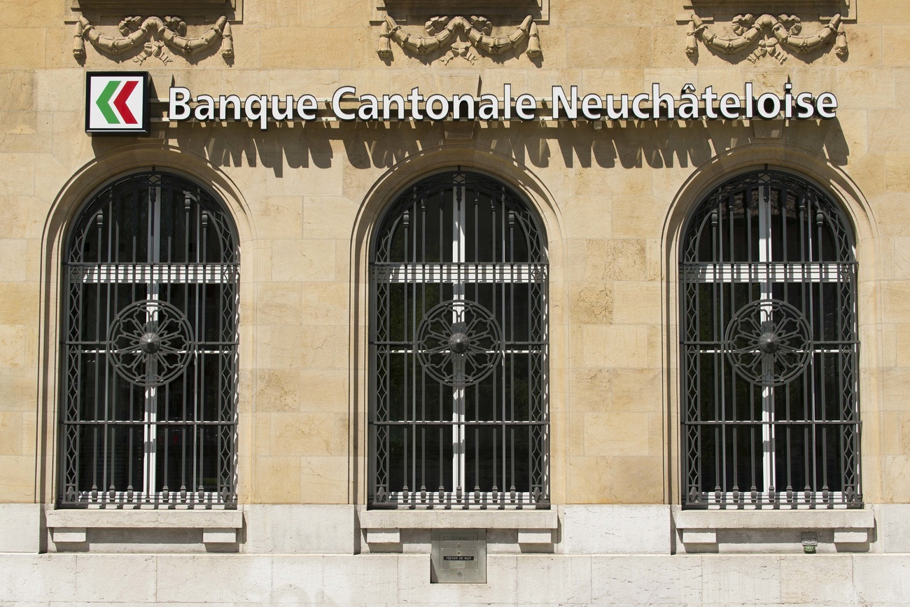 La Banque Cantonale Neuchâteloise Frappée à Son Tour Par Une ...