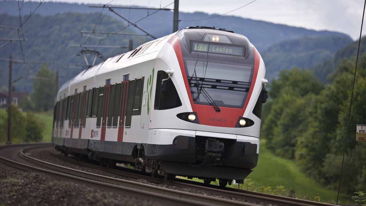 Поезд Stadler в Швейцарии