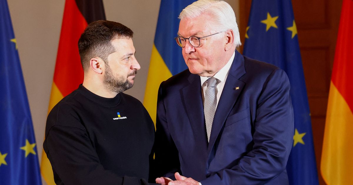 Nach Italien wird Wolodymyr Selenskyj von Präsident Frank-Walter Steinmeier in Deutschland begrüßt – rts.ch