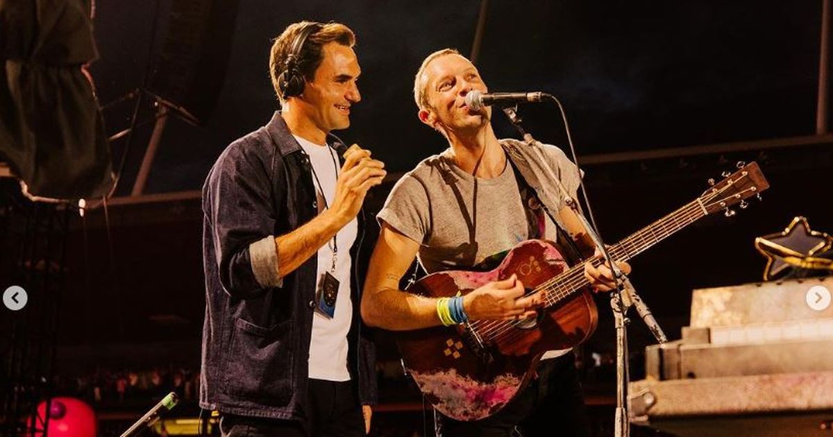 Roger Federer Joins Coldplay On Stage for Percussion Solo – Surprise Performance at Zurich Concert