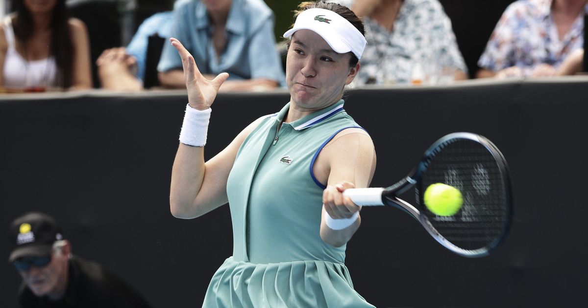 Lulu Sun Makes History at Australian Open Qualifiers Geneva's Rising